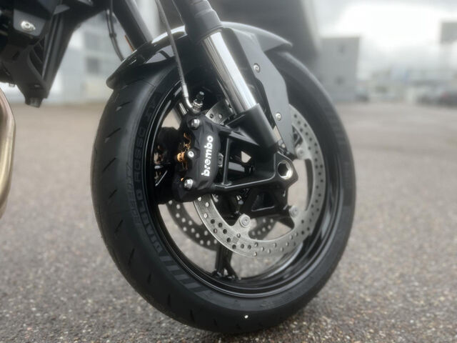 BMW F 900 R Triple Black Dynamik-/Komfort-Paket Heizg. Ansicht 10 für Fahrzeugdetailseite