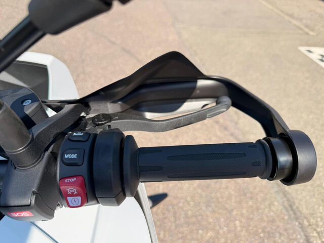 BMW S 1000 XR M Sport Dynamik-/Touren-Paket Tempomat Ansicht 11 für Fahrzeugdetailseite