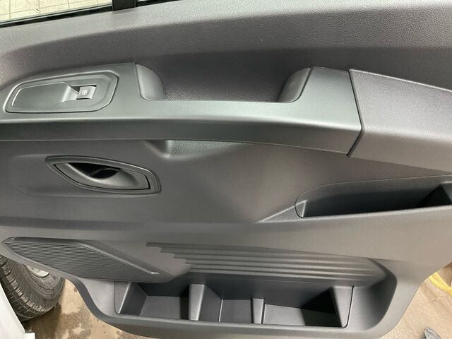 RENAULT Master FWD Kasten extra L3H2 3,5t Blue dCi 150 E Ansicht 17 für Fahrzeugdetailseite