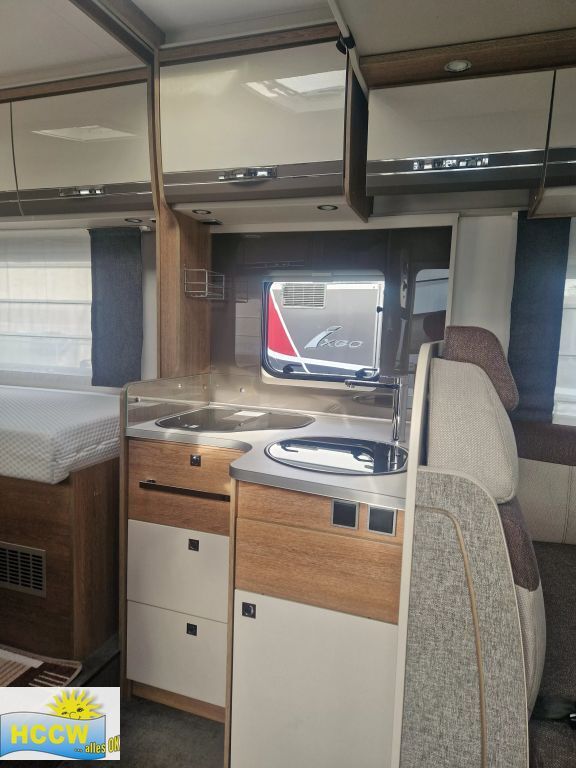 DETHLEFFS T 7017 EB 160 PS / Hubbett / SAT & TV Ansicht 11 für Fahrzeugdetailseite
