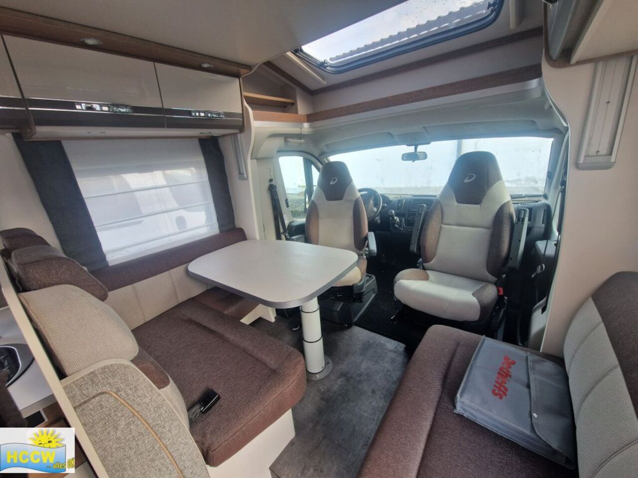 DETHLEFFS T 7017 EB 160 PS / Hubbett / SAT & TV Ansicht 6 für Fahrzeugdetailseite
