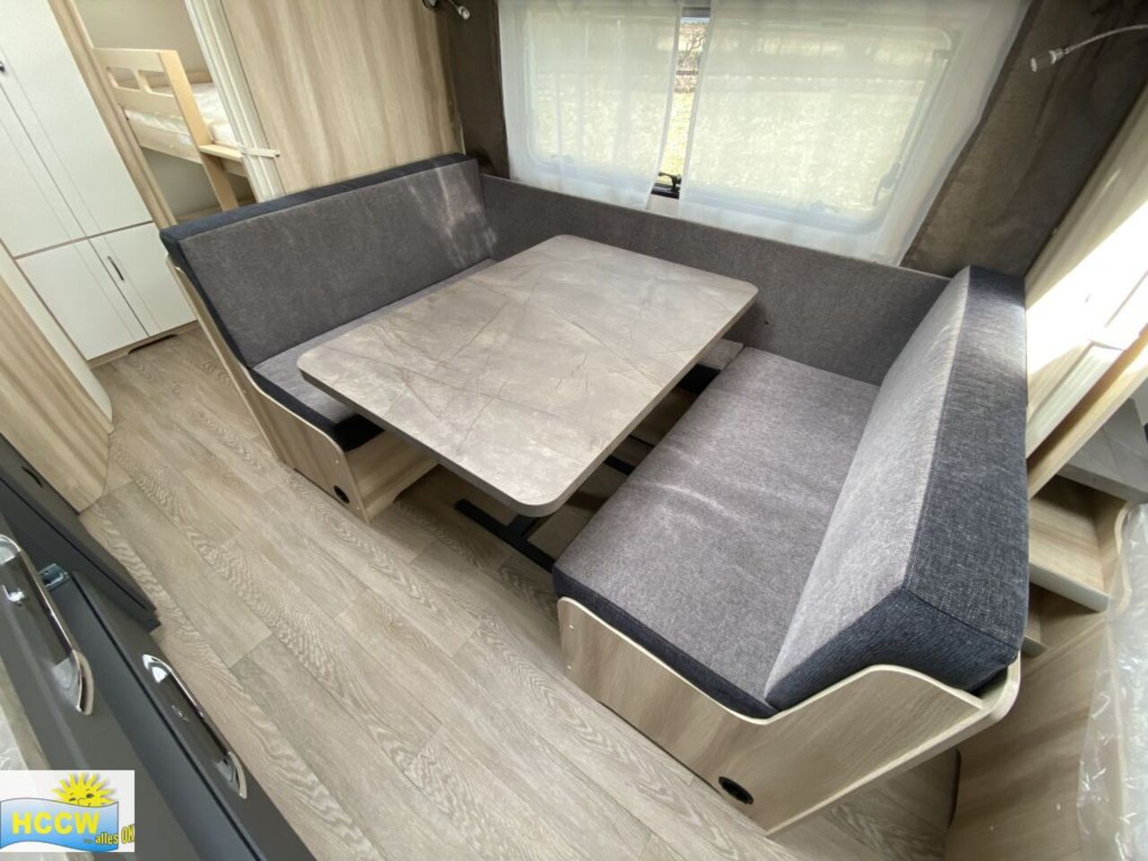 HOBBY 545 KMF Auflastung inkl. Alufelgen Ansicht 5 für Fahrzeugdetailseite