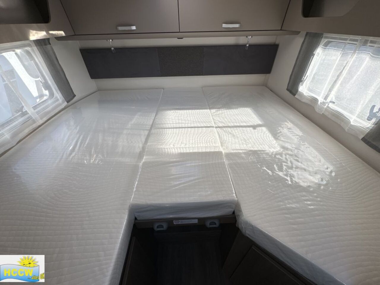CARADO 328 Automatik + SAT und TV Ansicht 10 für Fahrzeugdetailseite