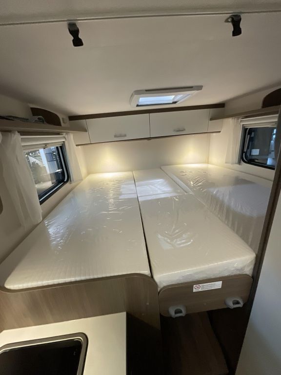 CARADO V347 pro + *Clever-Lift Bett* Ansicht 24 für Fahrzeugdetailseite