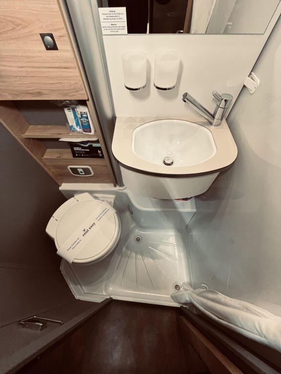 DETHLEFFS T 6812 EB Solar, Sat, TV, Hubbett Ansicht 21 für Fahrzeugdetailseite