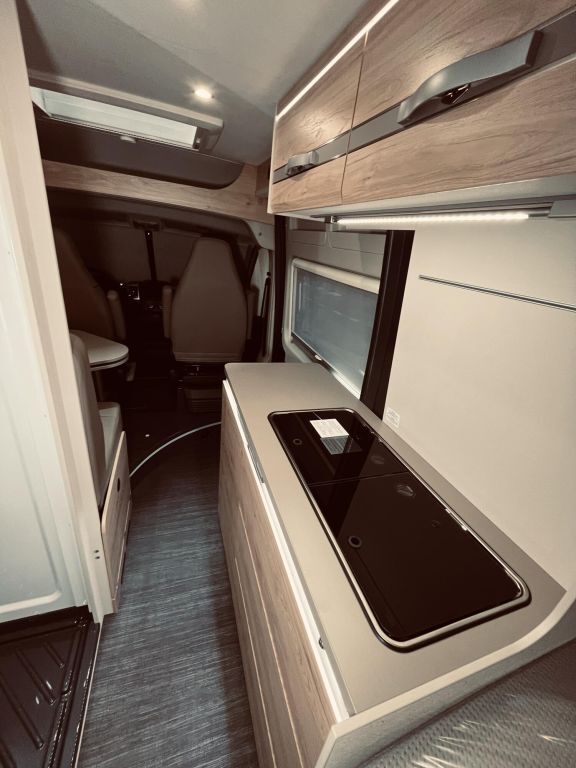 DETHLEFFS 600 DK Schwenkbad, Solar, AHK Ansicht 22 für Fahrzeugdetailseite