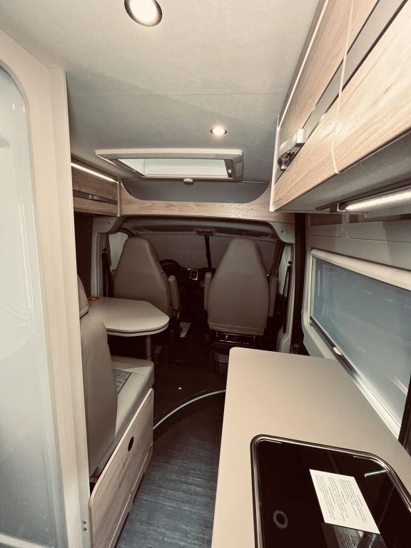 DETHLEFFS 600 DK Schwenkbad, Solar, AHK Ansicht 24 für Fahrzeugdetailseite