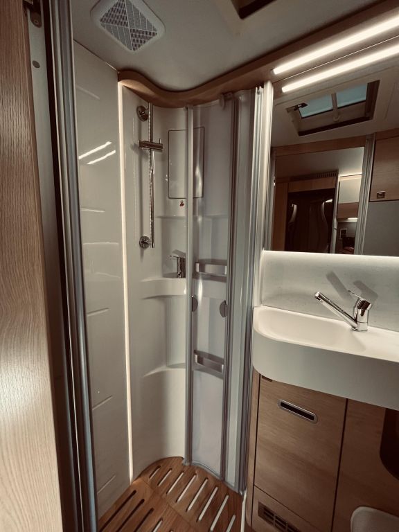 HYMER-ERIBA T 580 Dachklima, Solar, TV, Sat Ansicht 24 für Fahrzeugdetailseite