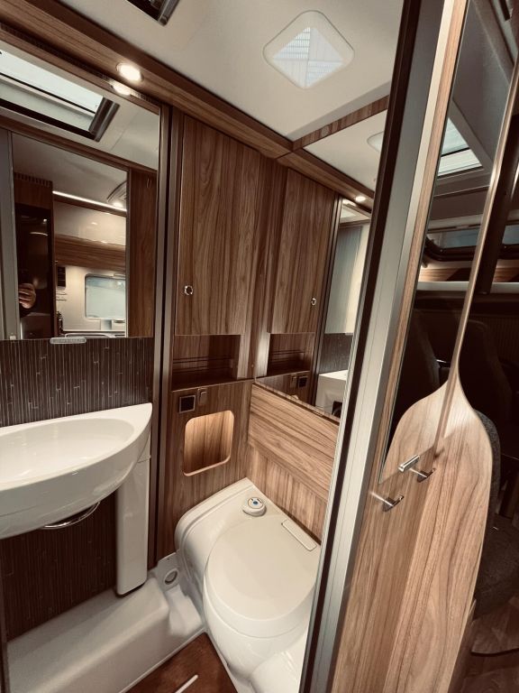HYMER-ERIBA 474 Automatik, Solar, Sat, TV Ansicht 21 für Fahrzeugdetailseite