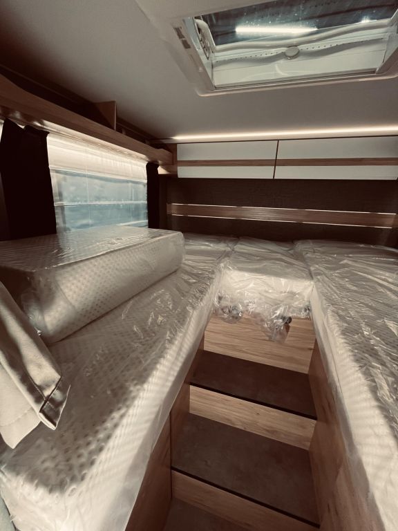 DETHLEFFS T 7052 EB Solar, Hubbett, Navi, Ansicht 24 für Fahrzeugdetailseite