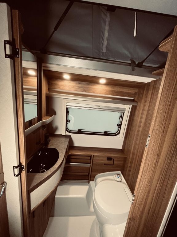 HYMER-ERIBA 642 Ansicht 23 für Fahrzeugdetailseite