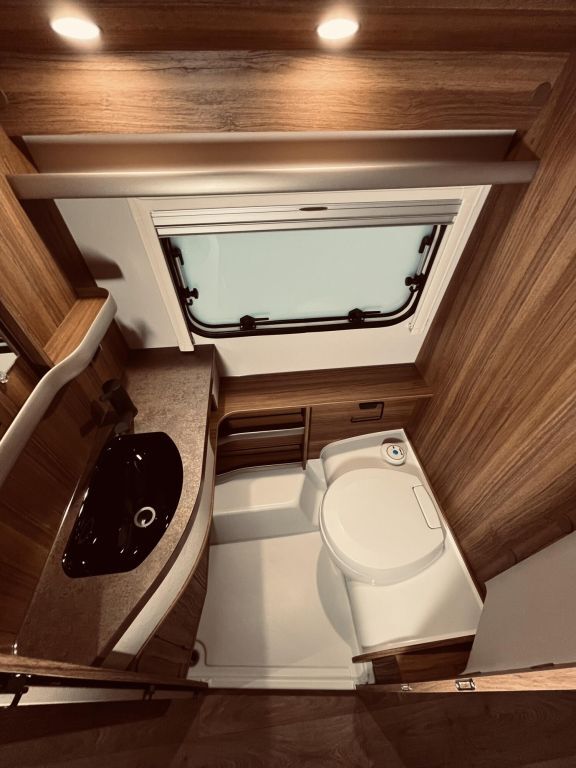 HYMER-ERIBA 642 Ansicht 24 für Fahrzeugdetailseite