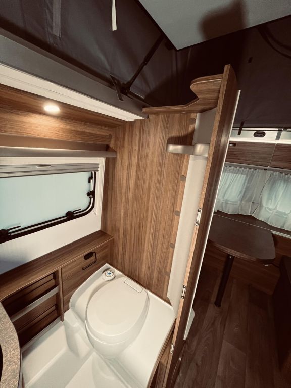 HYMER-ERIBA 642 Ansicht 25 für Fahrzeugdetailseite