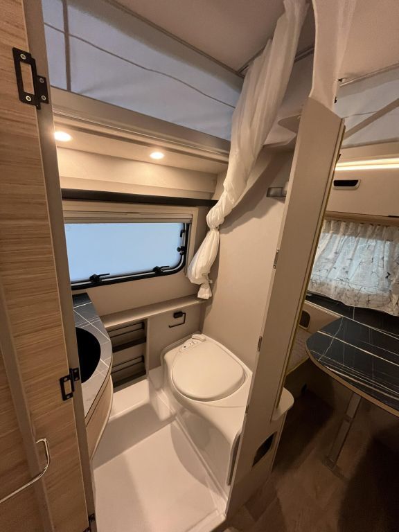 HYMER-ERIBA 430 Ansicht 23 für Fahrzeugdetailseite