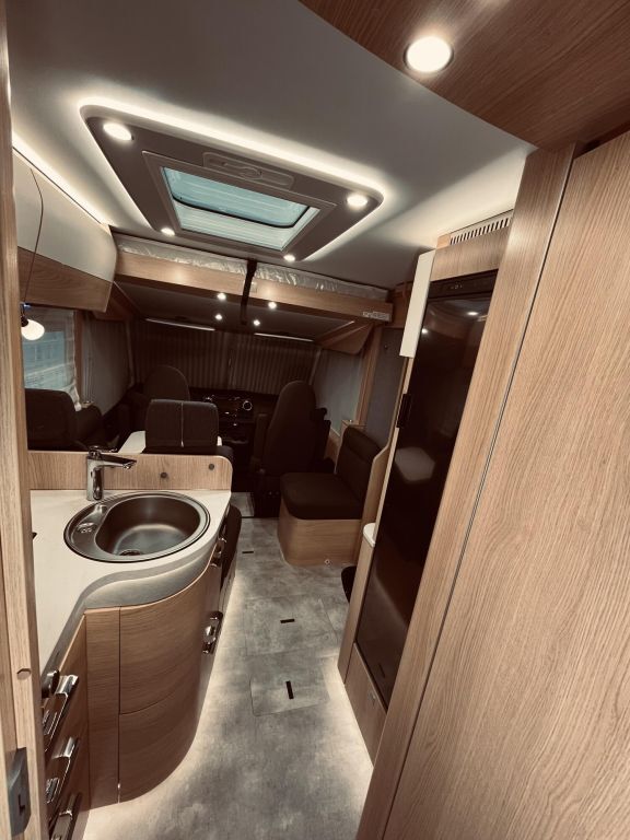 HYMER-ERIBA I 680 BlackLine 27.580,- EUR Vorteil Ansicht 27 für Fahrzeugdetailseite