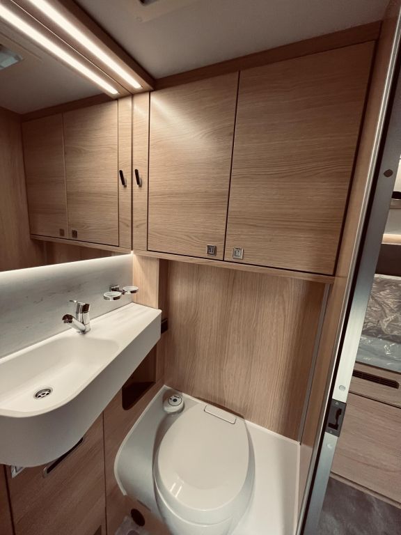 HYMER-ERIBA I 550 BlackLine 30.000,- EUR Vorteil Ansicht 27 für Fahrzeugdetailseite