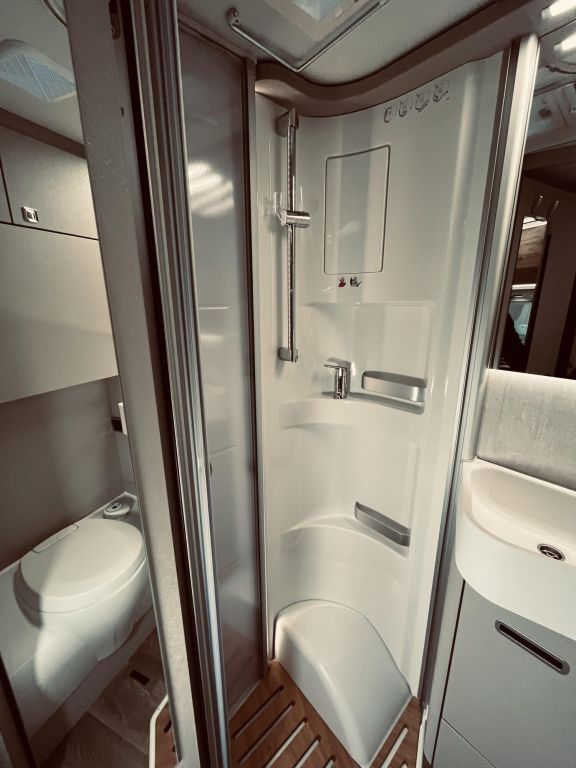 HYMER-ERIBA 580 Pure 30.000,- EUR Vorteil! Ansicht 24 für Fahrzeugdetailseite