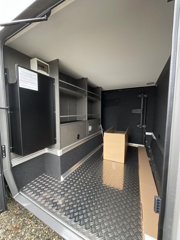 HYMER-ERIBA 580 XXL Bett Ansicht 21 für Fahrzeugdetailseite