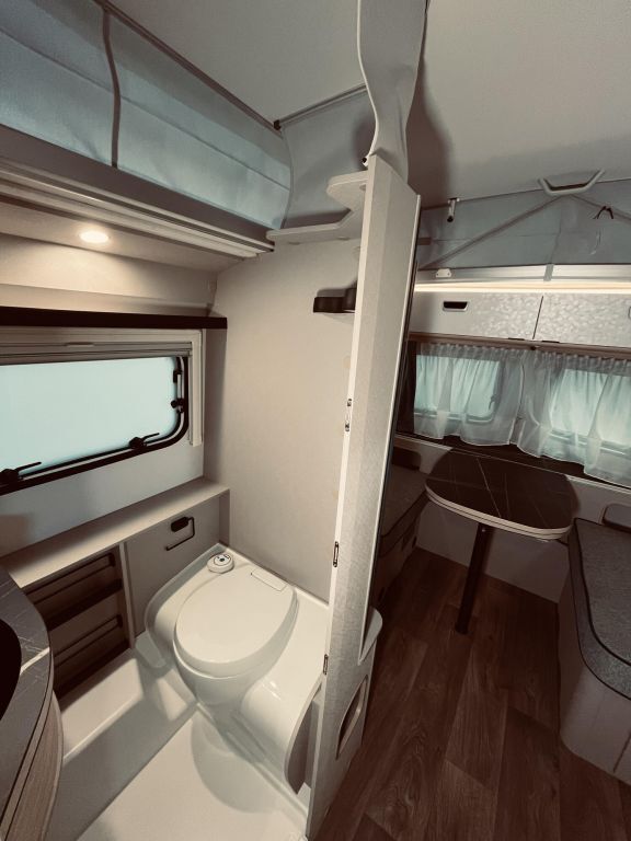 HYMER-ERIBA 642 Ansicht 22 für Fahrzeugdetailseite
