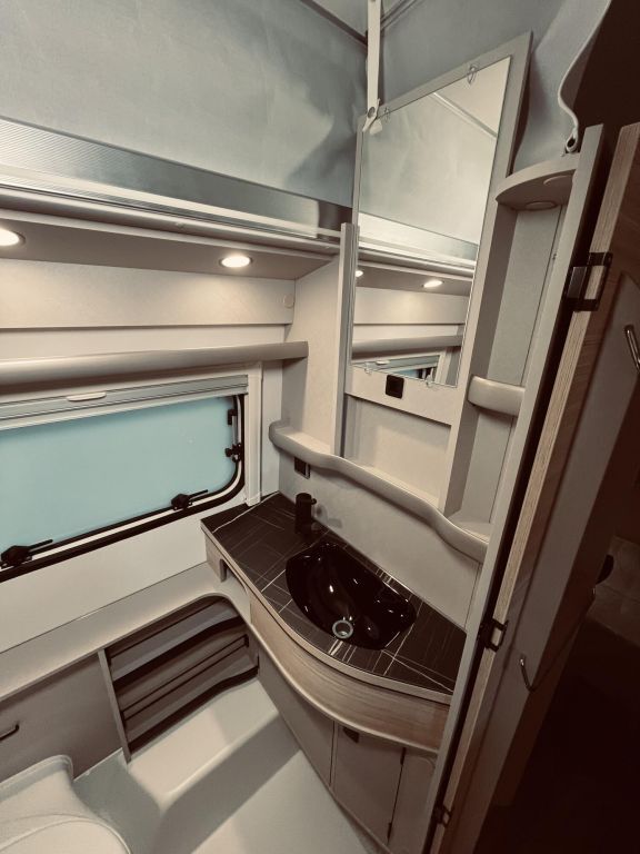HYMER-ERIBA 560 Ansicht 22 für Fahrzeugdetailseite