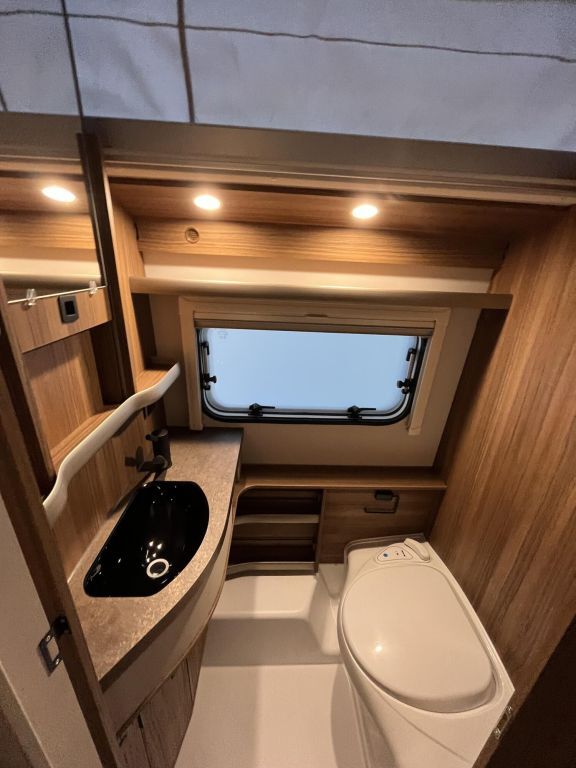 HYMER-ERIBA 530 Ansicht 21 für Fahrzeugdetailseite