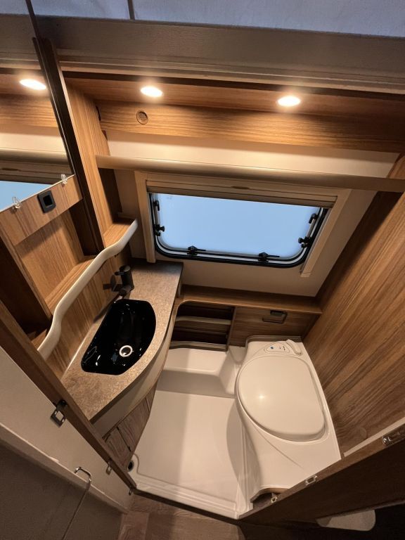 HYMER-ERIBA 530 Ansicht 23 für Fahrzeugdetailseite