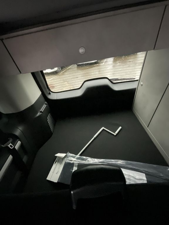 CROSSCAMP Flex Automatik, Markise, Kühlbox uvm. Ansicht 19 für Fahrzeugdetailseite