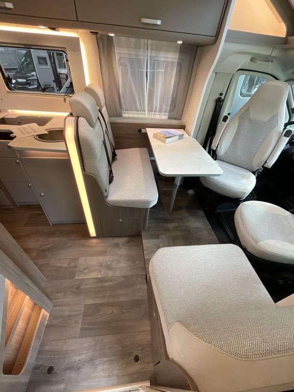 CARADO 328 Ansicht 6 für Fahrzeugdetailseite