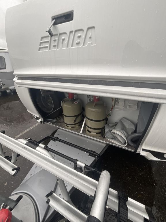 HYMER-ERIBA 545 Ansicht 3 für Fahrzeugdetailseite