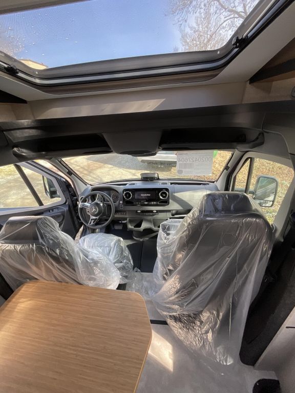 HYMER-ERIBA 570 CrossOver Ansicht 15 für Fahrzeugdetailseite