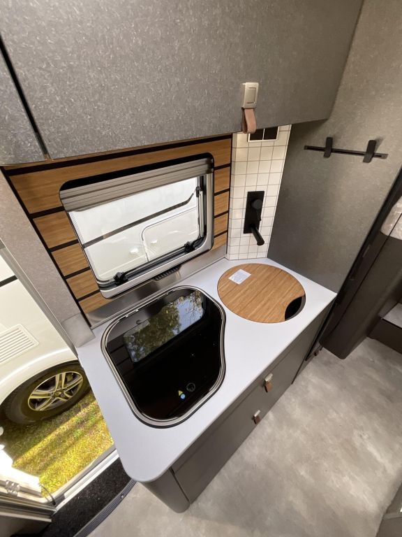 HYMER-ERIBA 570 CrossOver Ansicht 7 für Fahrzeugdetailseite