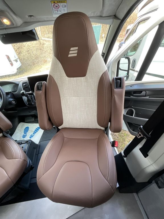 HYMER-ERIBA Yosemite Ansicht 12 für Fahrzeugdetailseite