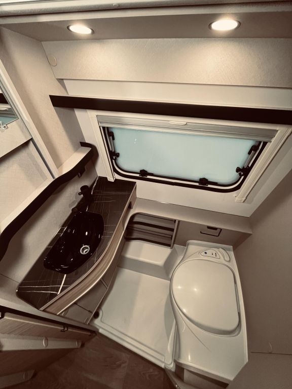 HYMER-ERIBA 530 Markise, Autarkpaket Ansicht 12 für Fahrzeugdetailseite