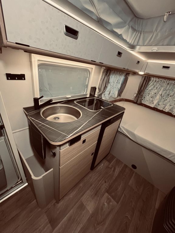 HYMER-ERIBA 530 Markise, Autarkpaket Ansicht 13 für Fahrzeugdetailseite