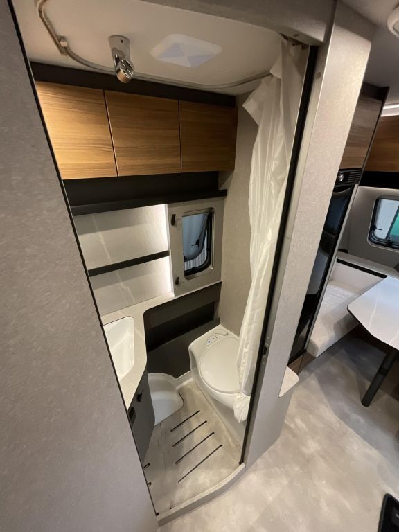 HYMER-ERIBA 442 Markise, Lithium Batterie Ansicht 15 für Fahrzeugdetailseite