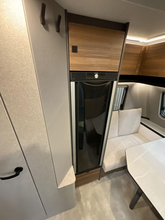 HYMER-ERIBA 442 Markise, Lithium Batterie Ansicht 16 für Fahrzeugdetailseite