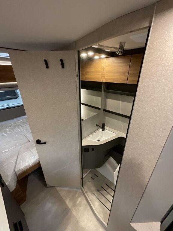 HYMER-ERIBA 442 Markise, Lithium Batterie Ansicht 20 für Fahrzeugdetailseite