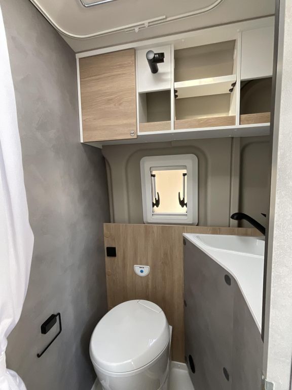 CROSSCAMP 6.4 EF Automatik, AWT isoliert Ansicht 9 für Fahrzeugdetailseite