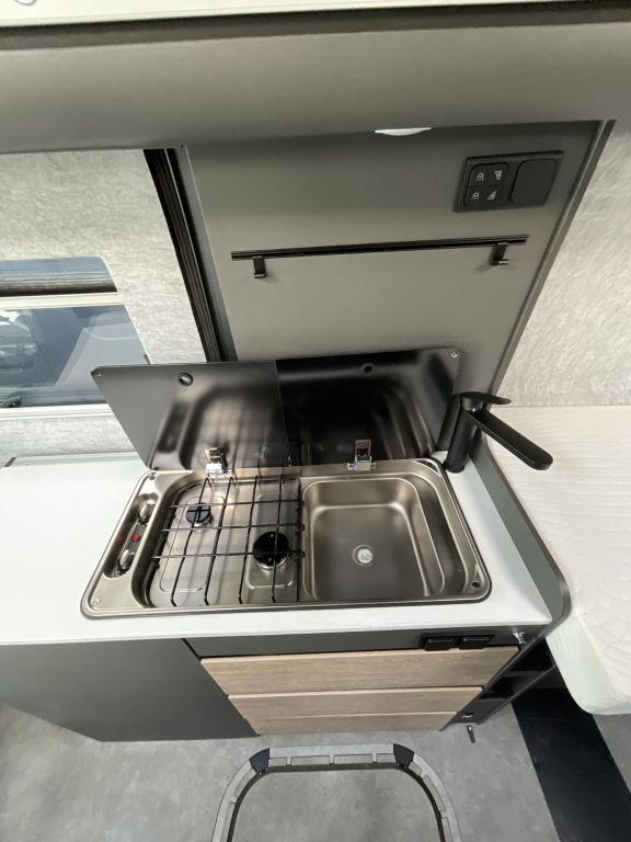 DETHLEFFS 600 DR VW Performance Markise, Solar Ansicht 10 für Fahrzeugdetailseite