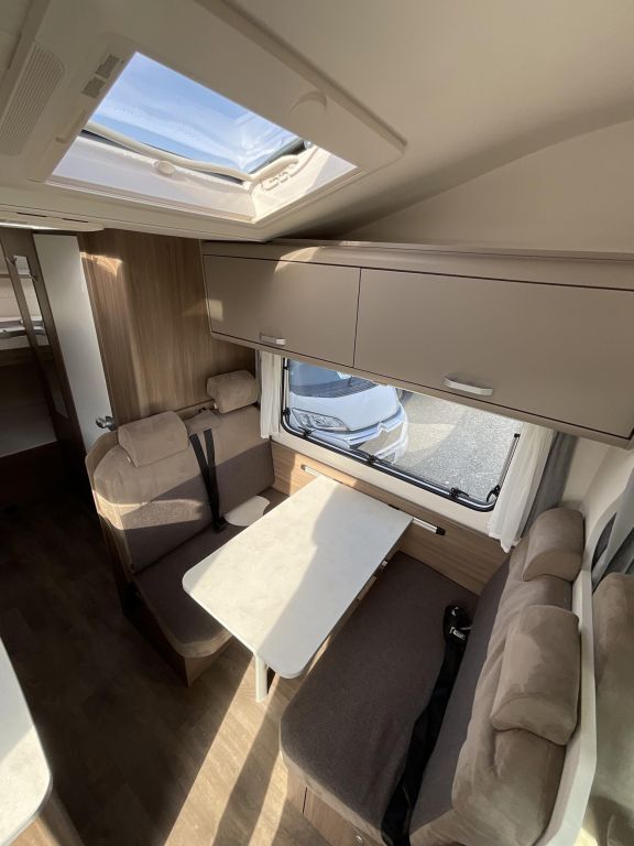 CARADO 361 PRO Markise, Solar, Navi, Smart-TV, Sat Ansicht 8 für Fahrzeugdetailseite