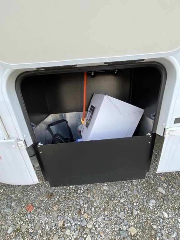 CARADO 361 PRO Automatik, Solar, Navi, Sat, TV, Marki Ansicht 13 für Fahrzeugdetailseite