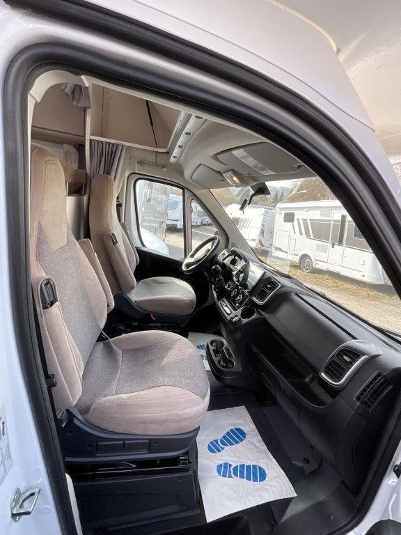 CARADO 464 PRO Ansicht 5 für Fahrzeugdetailseite