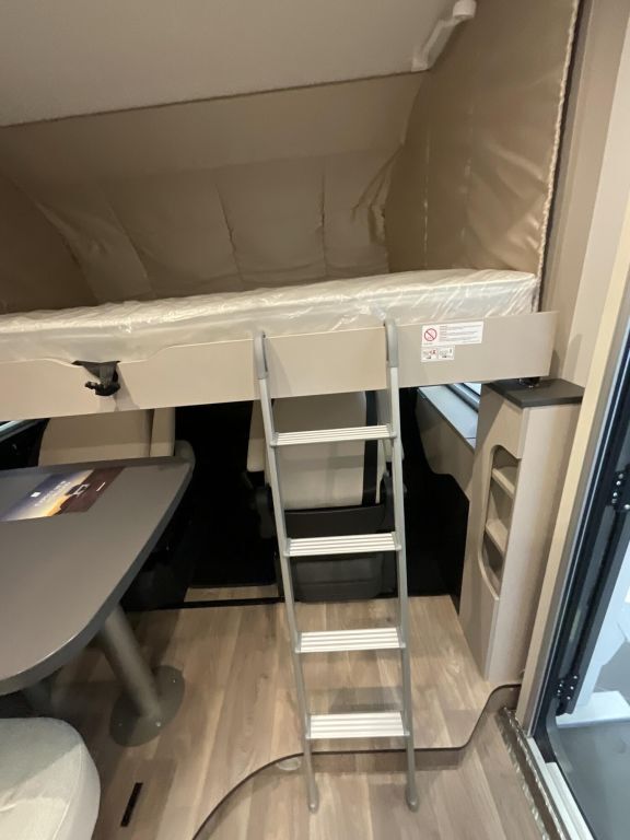 HYMER-ERIBA 474 180 PS, Automatik, Solar, Markise, Ansicht 12 für Fahrzeugdetailseite
