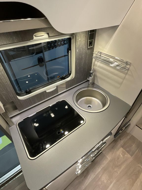 HYMER-ERIBA 474 180 PS, Automatik, Solar, Markise, Ansicht 8 für Fahrzeugdetailseite