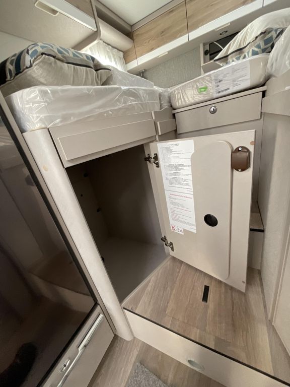 HYMER-ERIBA 474 Solar, TV, Lithium-Batterie Ansicht 15 für Fahrzeugdetailseite
