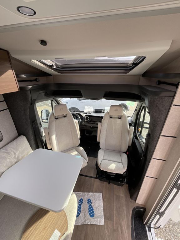 HYMER-ERIBA 580 4x4, Solar, Sat, TV, Premium, Autark Ansicht 14 für Fahrzeugdetailseite