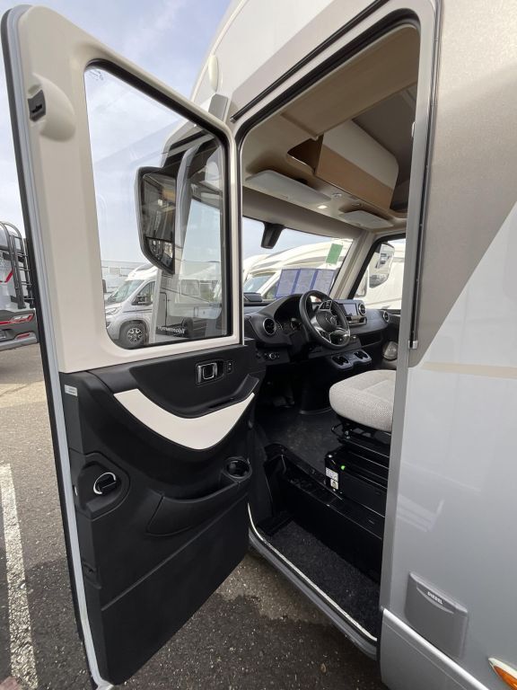 HYMER-ERIBA I 580 Solar, Markise, Sat, wenig km Ansicht 11 für Fahrzeugdetailseite