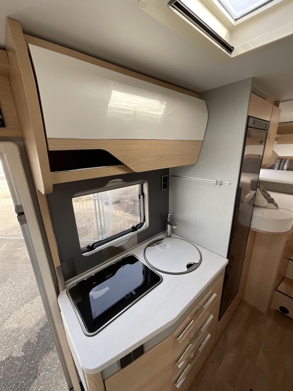 HYMER-ERIBA I 580 Solar, Markise, Sat, wenig km Ansicht 16 für Fahrzeugdetailseite