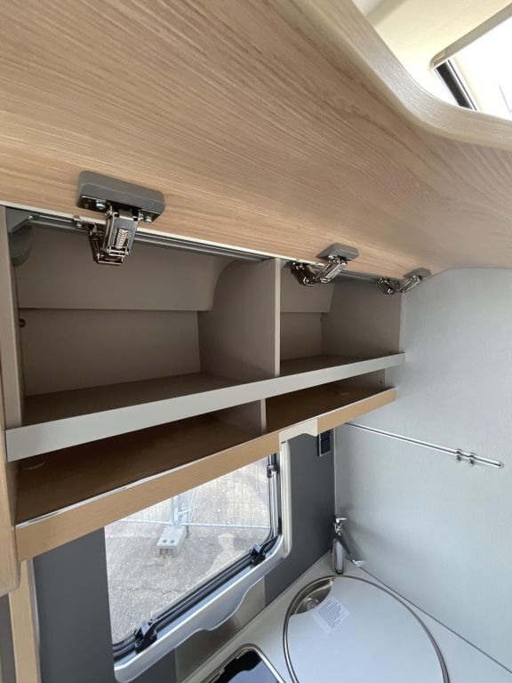 HYMER-ERIBA I 580 Solar, Markise, Sat, wenig km Ansicht 18 für Fahrzeugdetailseite