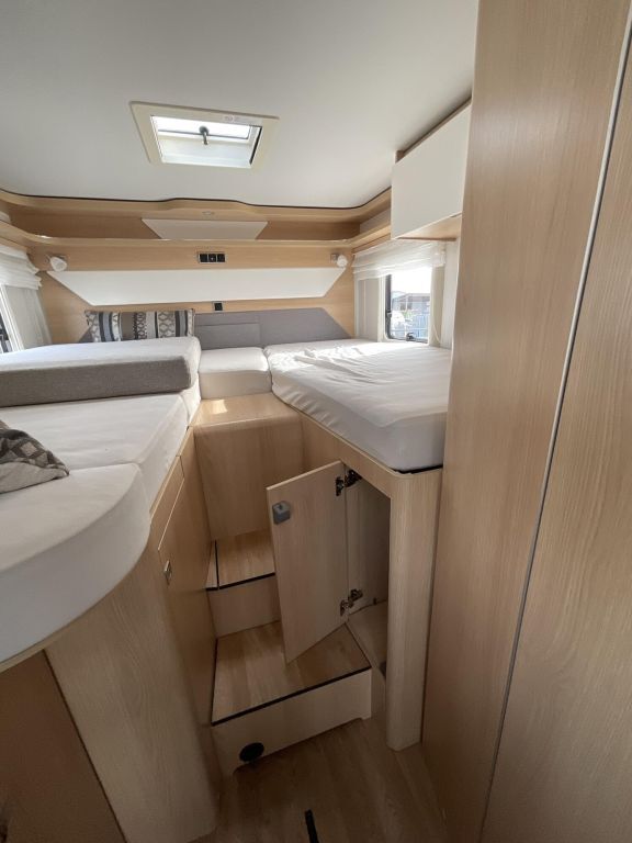 HYMER-ERIBA I 580 Solar, Markise, Sat, wenig km Ansicht 23 für Fahrzeugdetailseite